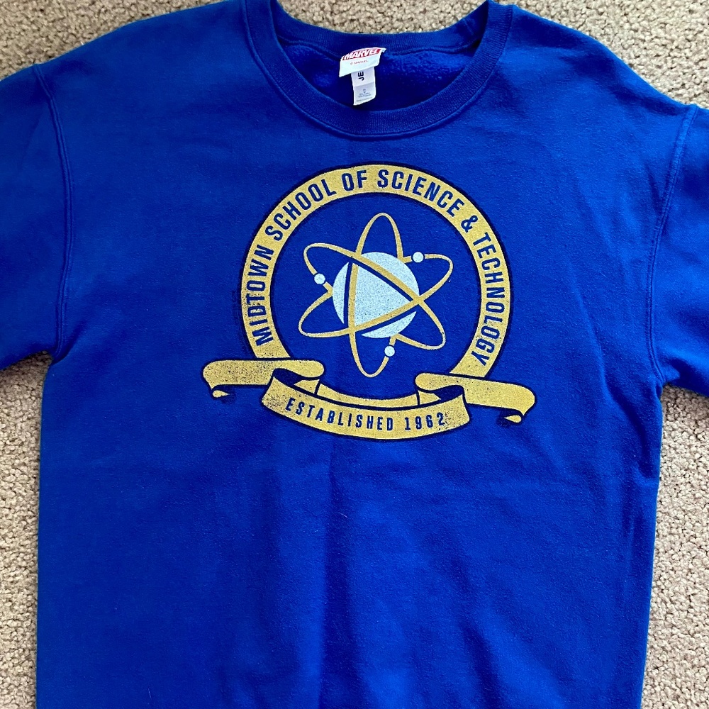 Hot Topic Unisex Marvel Spider-Man Midtown School Emblem Sweatshirt